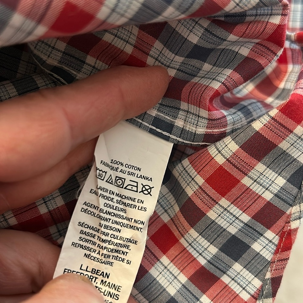 LL BEAN Button Down Shirt - Picture 4 of 5